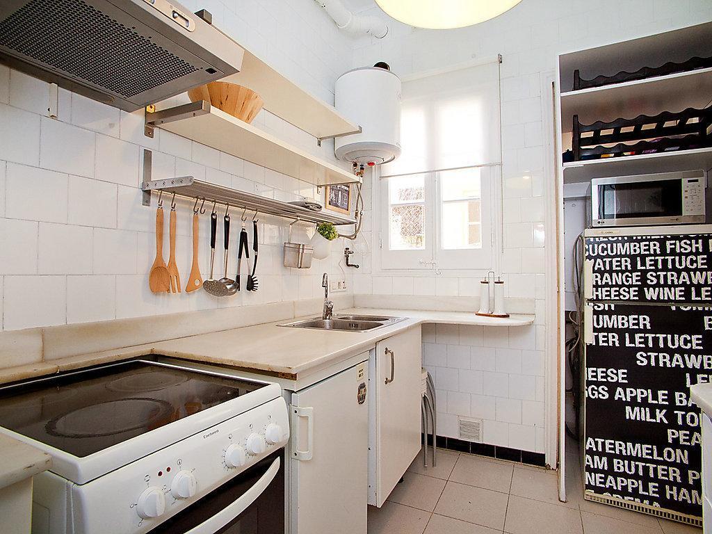 Apartment Sants-Les Corts Galileu By Interhome Barcelona Bilik gambar