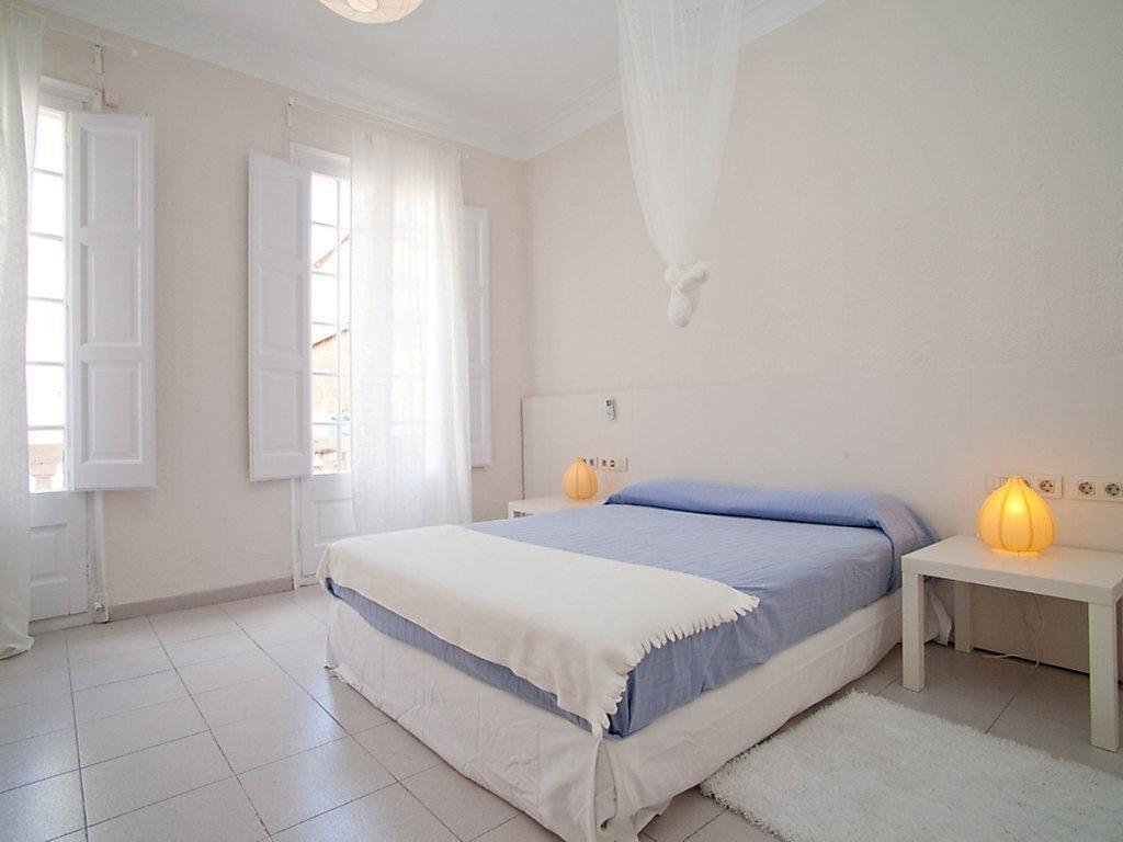 Apartment Sants-Les Corts Galileu By Interhome Barcelona Bilik gambar