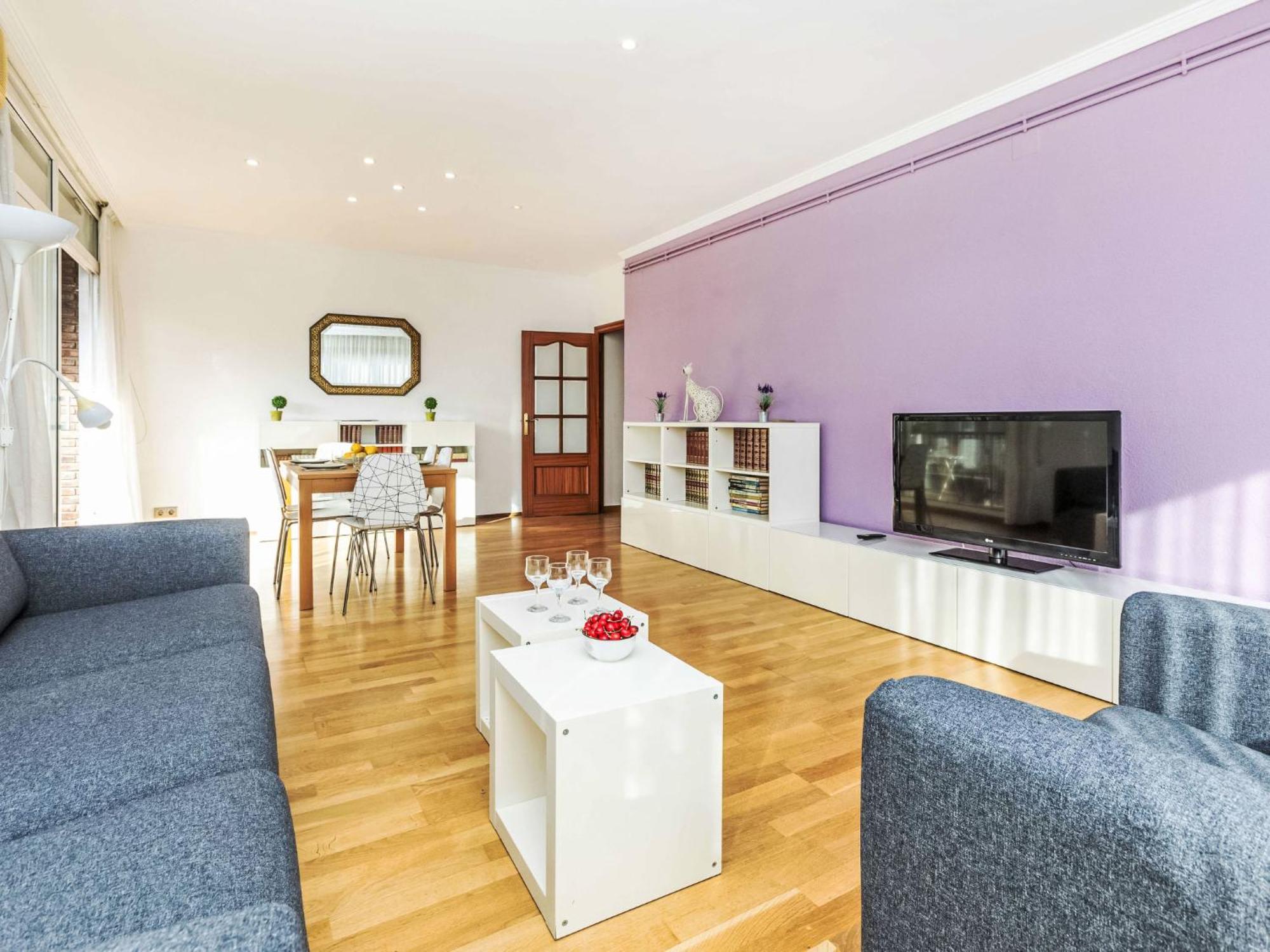 Apartment Sants-Les Corts Galileu By Interhome Barcelona Luaran gambar