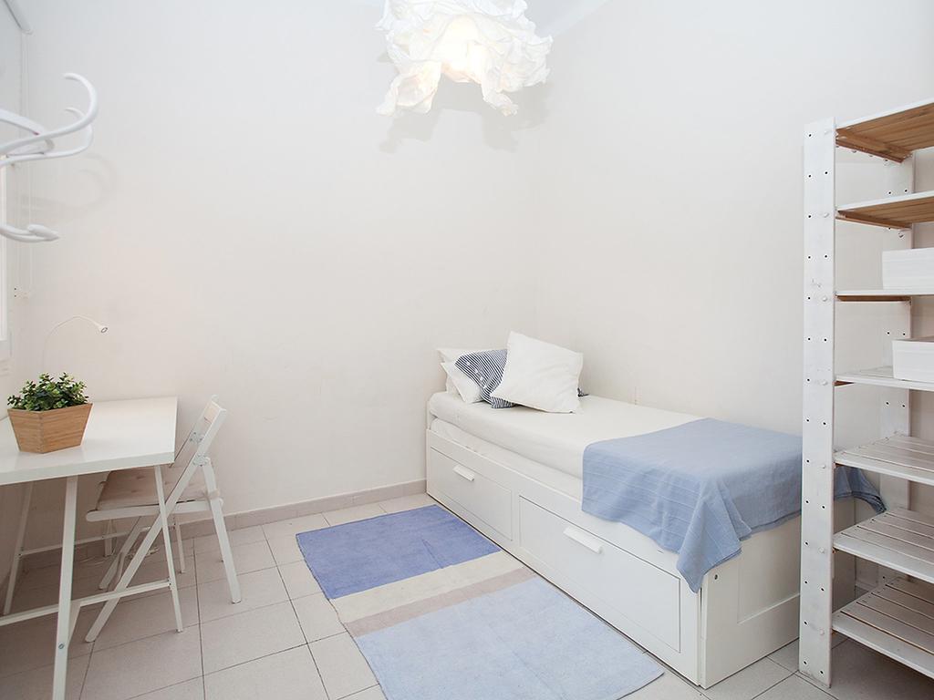 Apartment Sants-Les Corts Galileu By Interhome Barcelona Luaran gambar